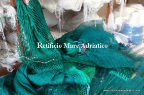 rete-strascico-americana-divergenti